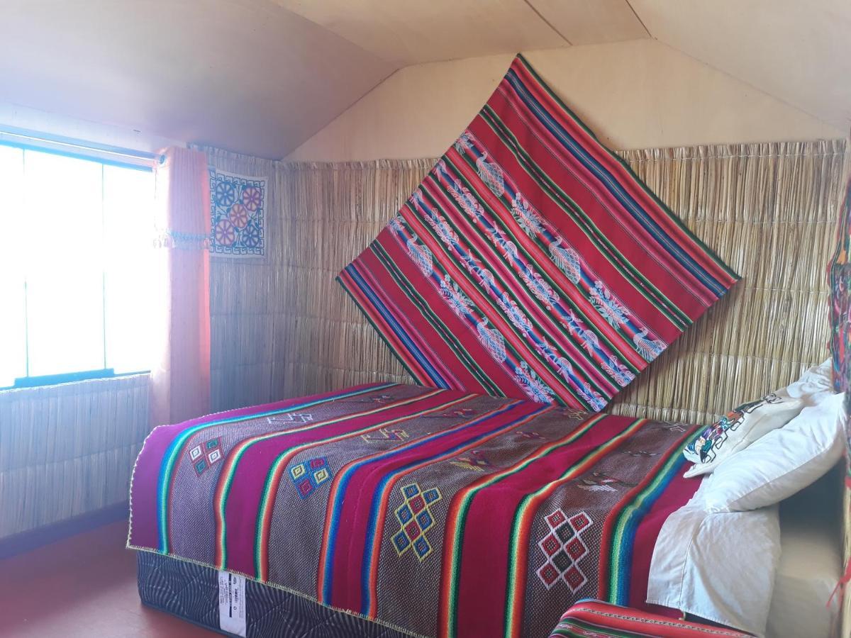 Uros Titicaca Marca Lodge ปูโน ภายนอก รูปภาพ